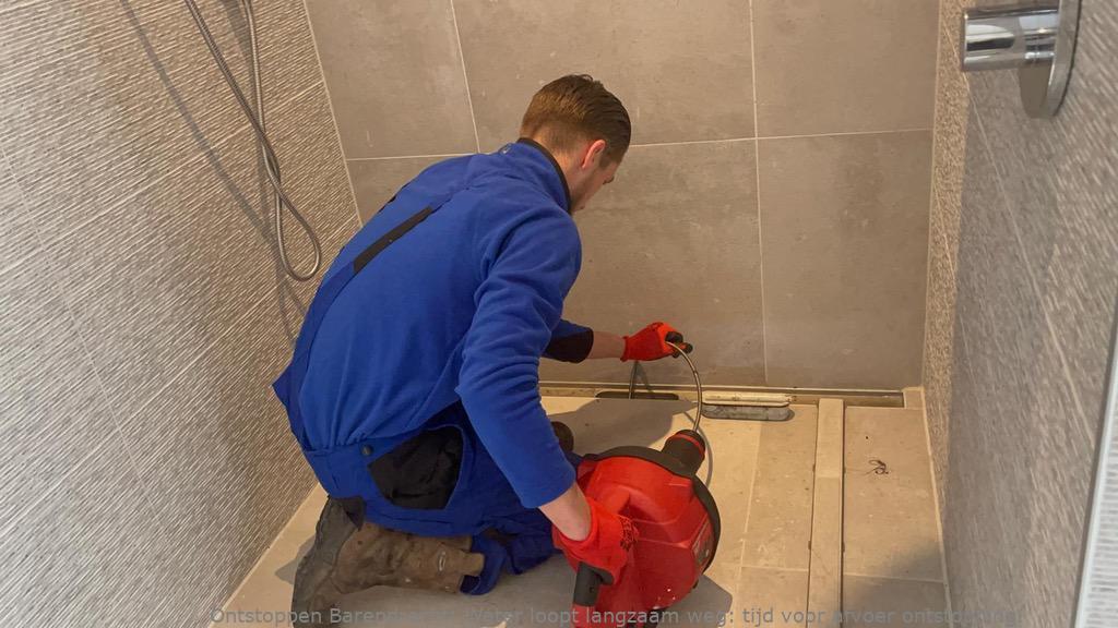Water loopt langzaam weg: tijd voor afvoer ontstopping!